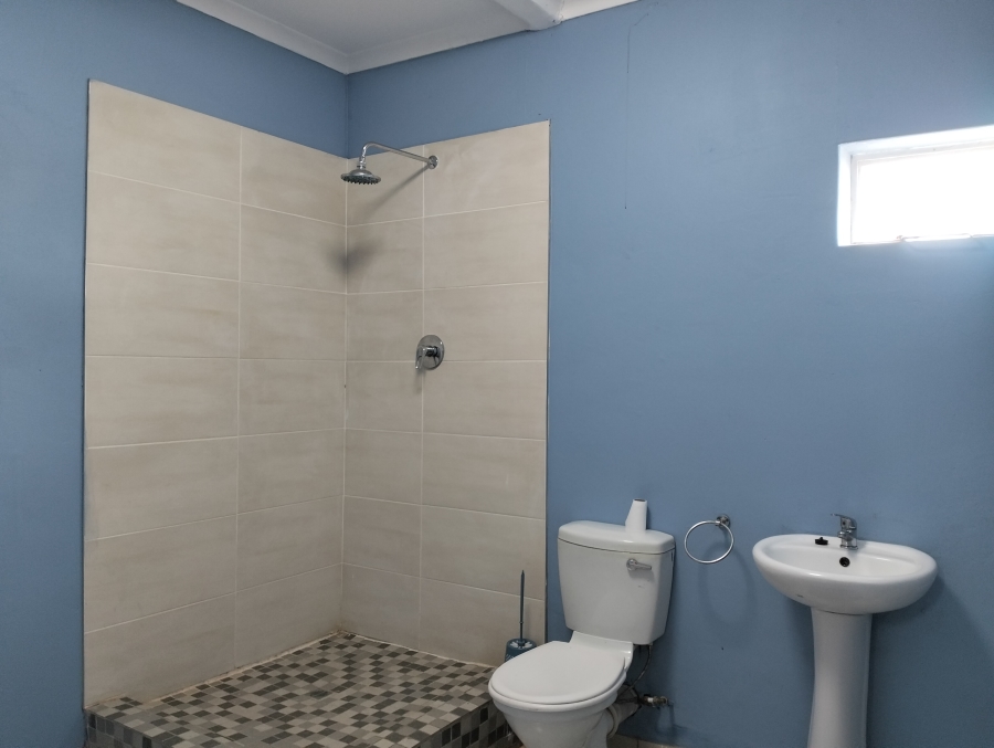 To Let commercial Property for Rent in Humansdorp Eastern Cape